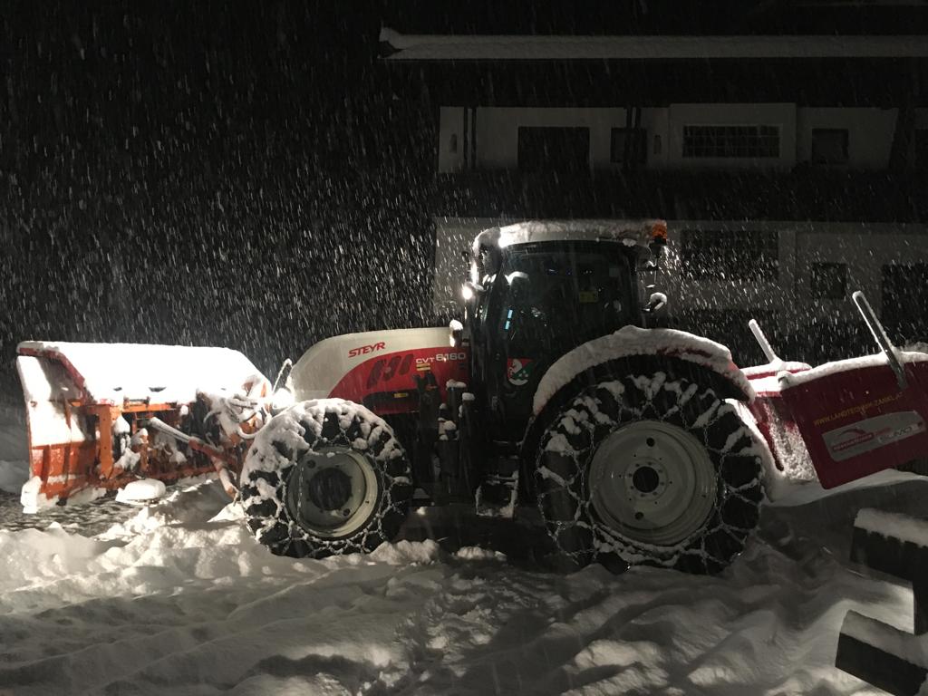 Winterdienst-Teams! Winterdienst-Teams!